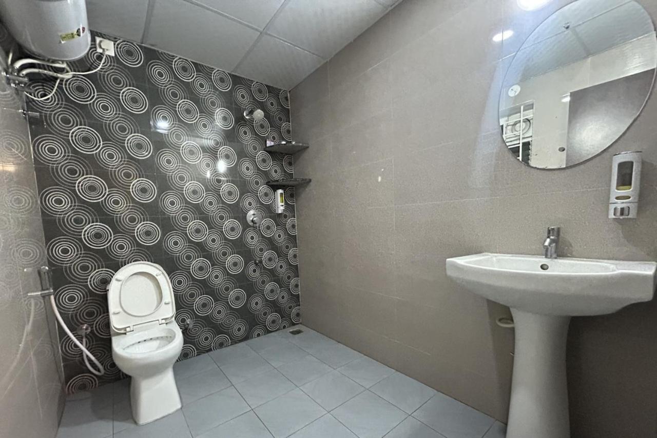 Yahweh Suites Бангалор Екстериор снимка